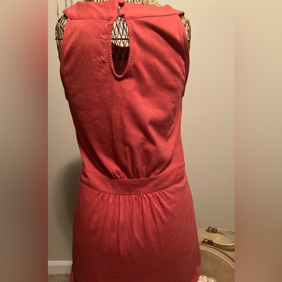 Ann Taylor LOFT Sleeveless Dress with Banded Collar and Waist - Picture 5 of 7